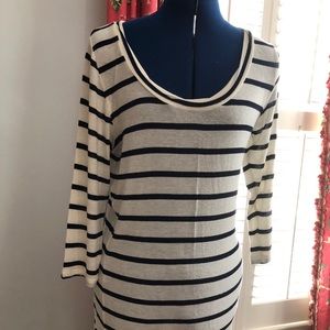 Cabi tunic scoop tee size L